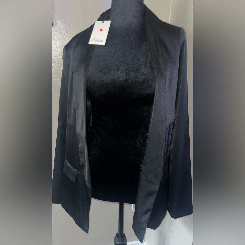 NWT Elan Black silky blazer Size Med